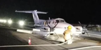 Aterriza de emergencia avioneta en el Aeropuerto Ponciano Arriaga; reportan cero lesionados y retrasos en vuelos