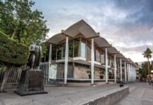 Juez federal frena nombramiento de la dirección de Derecho en la UASLP por presuntas irregularidades