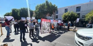 Familiares de Rey Alejandro Tello se manifiestan frente a la Fiscalía por falta de justicia