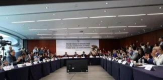 Avanza en Senado dictamen de jornada laboral de 40 horas