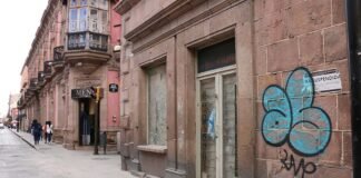 Acusan deterioro en el Centro Histórico de SLP por grafiti y desgaste urbano