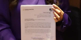 Rechaza PAN reforma; acusa farsa y control de poder