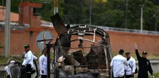 Deja atentado con bomba siete muertos en Colombia