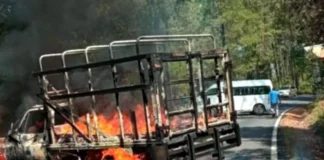 Reportan balaceras en Michoacán tras crimen de comunitarios
