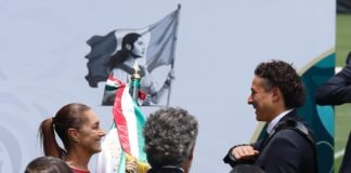 Abandera Sheinbaum a la Selección Mexicana rumbo al Mundial