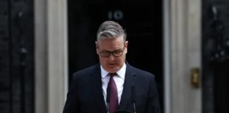 Anuncia Starmer su renuncia como Primer Ministro del RU