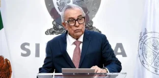 Pese a acusación de narco de EU, retoma Rocha Gobierno