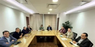 Tras rechazo a aumento salarial, abren revisión IMSS y SNTSS